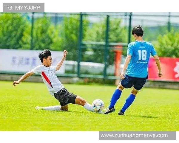 燃情赛场闪耀足坛传奇 足球球星精彩瞬间震撼呈现