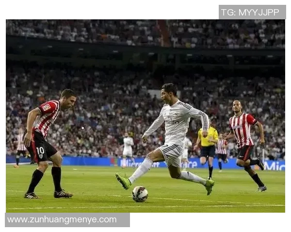 模仿足球明星带球技术惊艳全场的球员是谁他是如何做到的